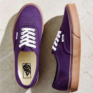 Vans Authentic Sneakers with Gum Sole | Unisex